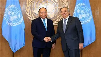 Lãnh đạo toàn cầu và trách nhiệm chung vì các xã hội hòa bình, công bằng và bền vững