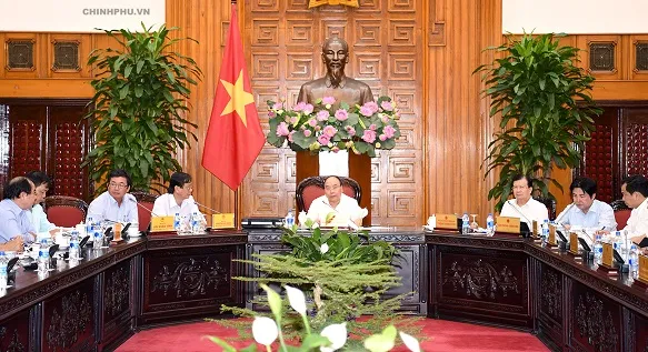 Thủ tướng Nguyễn Xuân Phúc làm việc với lãnh đạo chủ chốt tỉnh Ninh Thuận