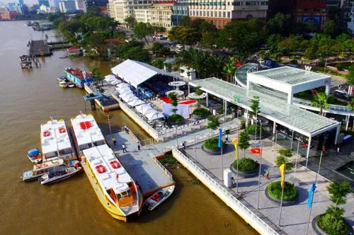 TPHCM sẽ khai thác du lịch đường sông nội đô tại bến Bạch Đằng