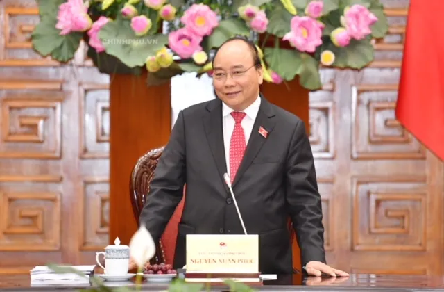 Thủ tướng Nguyễn Xuân Phúc phát biểu kết luận cuộc làm việc. Ảnh: VGP/Quang Hiếu