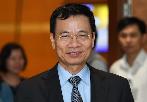 Bộ trưởng Bộ thông tin truyền thông Nguyễn Mạnh Hùng