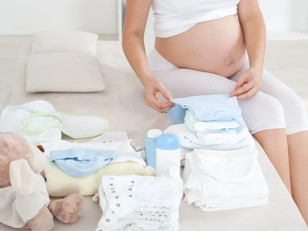 Kinh nghiệm chuẩn bị đồ đi sinh đầy đủ và tiết kiệm cho mẹ bầu 1