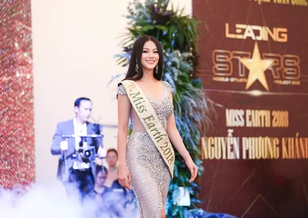 Nguyễn Phương Khánh đã ghi vào lịch sử nhan sắc Việt khi đăng quang tại Hoa hậu trái đất 2018.