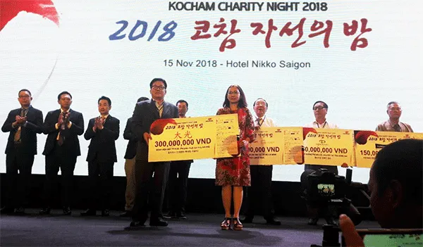 Đêm từ thiện KOCHAM thu về gần 5 tỷ đồng ủng hộ cho các đơn vị bảo trợ xã hội VN