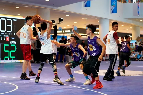Bóng rổ học đường lan tỏa mạnh mẽ khi là môn thể thao thu hút đông đảo học sinh tham gia