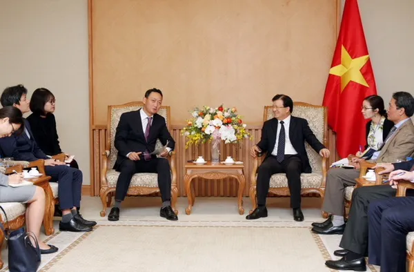 Phó Thủ tướng Trịnh Đình Dũng tiếp Đại sứ Hàn Quốc tại Việt Nam Kim Do Hyun
