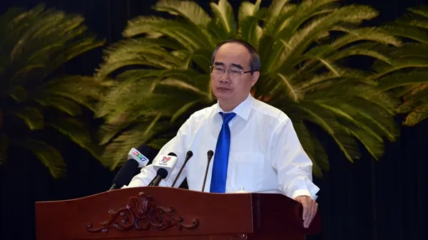 Bí thư Thành ủy TPHCM Nguyễn Thiện Nhân phát biểu bế mạc hội nghị Thành ủy. 