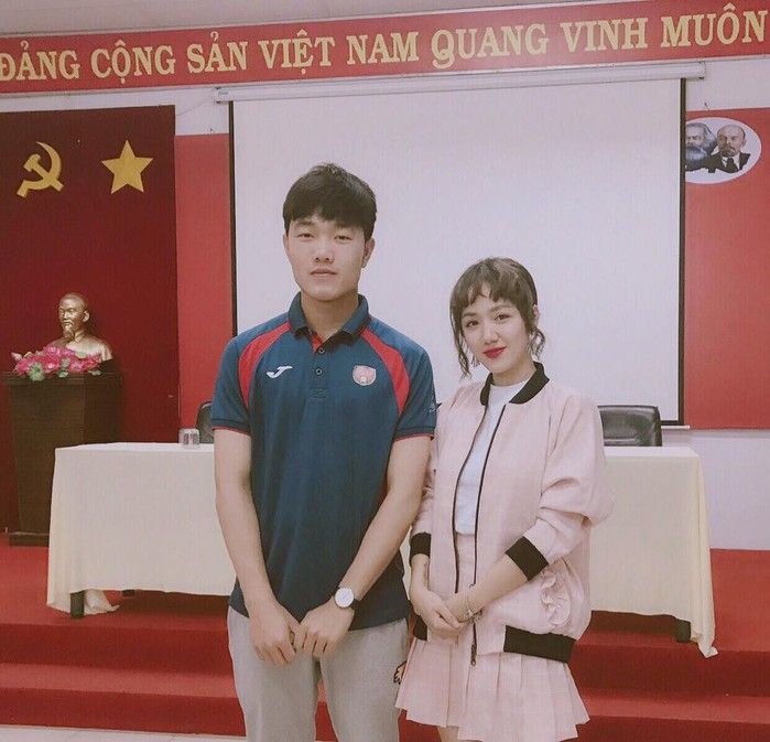 VOH-my-nhan-Viet-cau-thu-bong-da-23