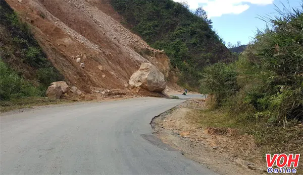 Trực tiếp Chặng 7 Cuộc đua xe đạp Nam Kỳ Khởi Nghĩa 2018: Tỉnh Attapeu (Lào) - Đắk Tô (Kon Tum) 12