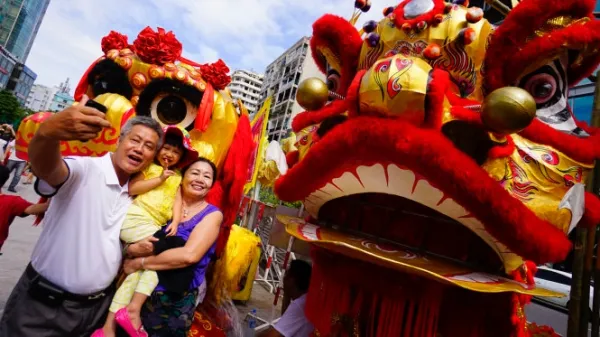 Người dân hào hứng với Liên hoan Lân – Sư – Rồng Thành phố Hồ Chí Minh