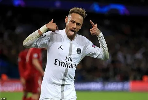 Arthur muốn Neymar trở lại Barca