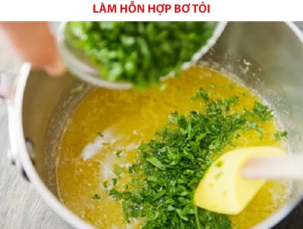 cach-lam-banh-mi-nuong-bo-toi-nong-gion-beo-ngay-lai-bao-quan-lau-voh
