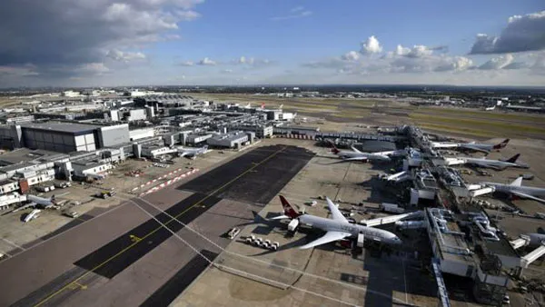 Cảnh sát và quân đội điều tra máy bay không người lái tại sân bay Heathrow