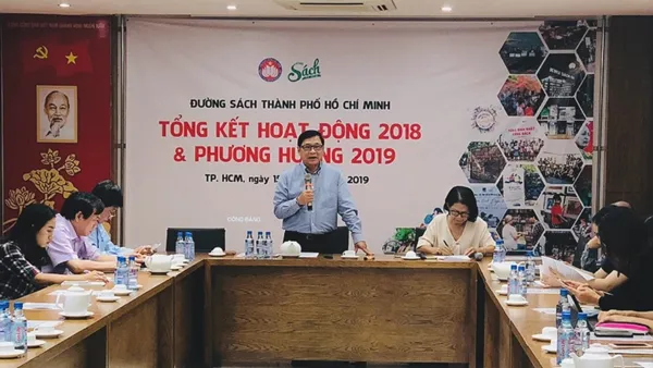 Ông Lê Hoàng – Giám đốc Công ty Đường sách TPHCM thông tin về hoạt động Đường Sách 2019. 