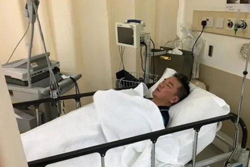 sao Việt phải nhập viện trong tình trạng nguy hiểm