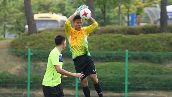 U22 Việt Nam mất thủ môn từng dự U20 World Cup ngay trước Tết