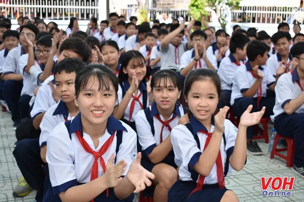 Trung học cơ sở, miễn học phí, học kỳ 2, thành phố Hồ Chí Minh