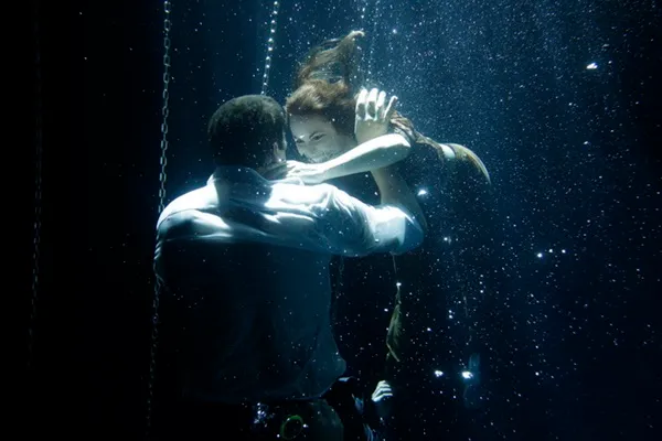 Phim có nhiều cảnh quay hành động ngoạn mục dưới nước. 