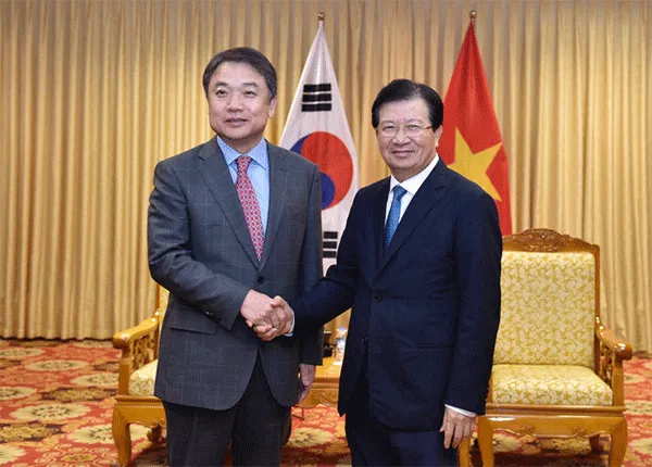 Phó Thủ tướng Trịnh Đình Dũng tiếp ông Jin Haeng Chung, Phó Chủ tịch Tập đoàn Hyundai.