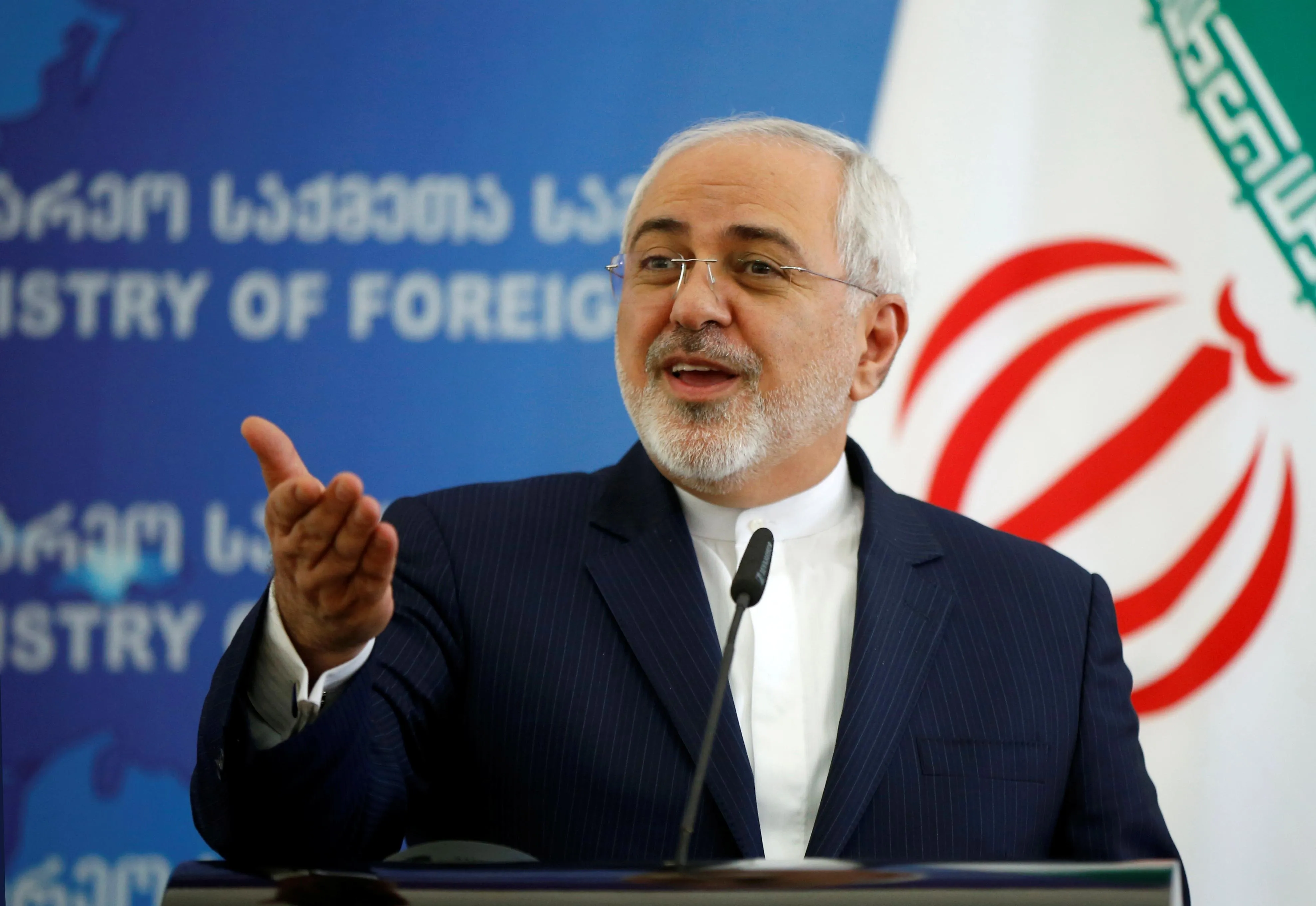 Ngoại trưởng Iran bất ngờ từ chức