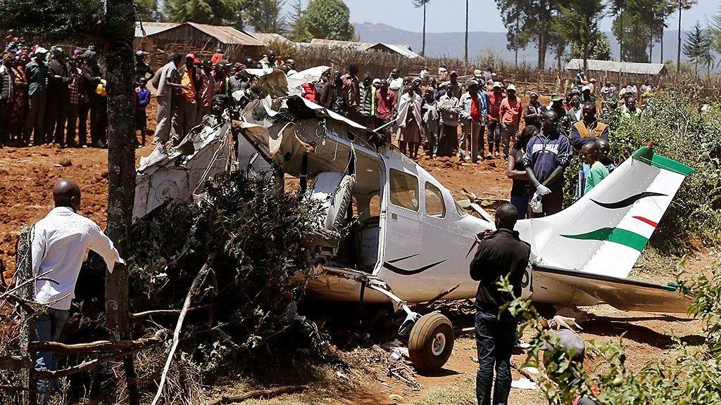 hiện trường máy bay rơi ở Kenya