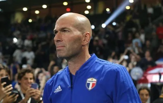 Cựu HLV Real, Zidane được tiến cử cho Chelsea
