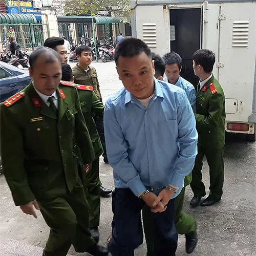 Bị cáo  Nguyễn Mậu Chiến tại phiên xét xử.