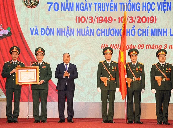 Thủ tướng Nguyễn Xuân Phúc dự Lễ kỷ niệm 70 năm Ngày truyền thống Học viện Quân y
