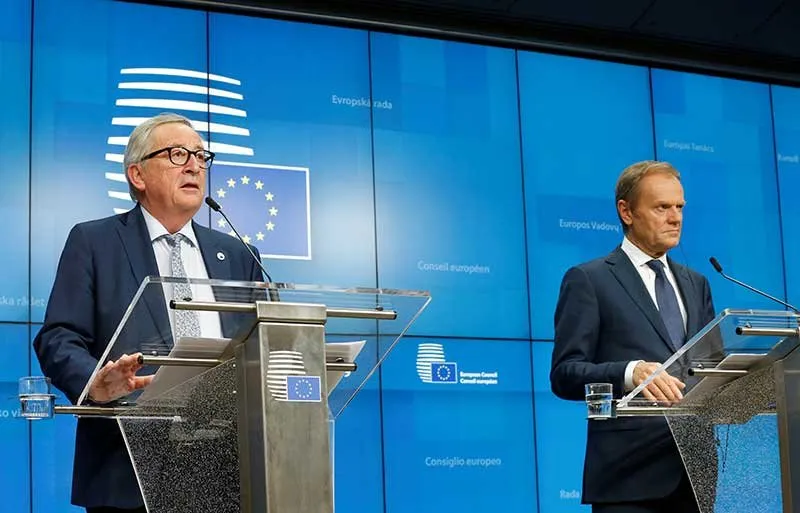 Chủ tịch Hội đồng châu Âu Donald Tusk và Chủ tịch Ủy ban châu Âu Jean-Claude Juncker tại buổi họp báo trong khuôn khổ hội nghị thượng đỉnh các nhà lãnh đạo EU tại Brussels, Bỉ ngày 21/3/2019 (Ảnh: Reuters)