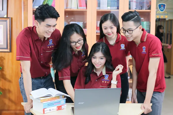 trường đại học tổ chức kỳ thi riêng, Trường Đại học Nguyễn Tất Thành