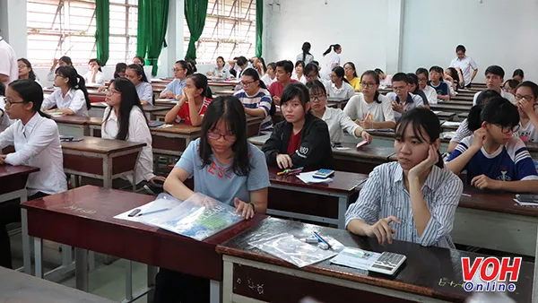 Hiệu trưởng, chịu trách nhiệm, thi trung học phổ thông