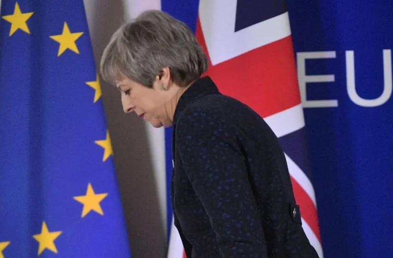 Thủ tướng Anh Theresa May có thêm 6 tháng để đạt đồng thuận trong Nghị viện cho Brexit.