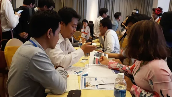 Các doanh nghiệp Việt Nam - Nhật Bản trao đổi giao lưu tại chương trình.