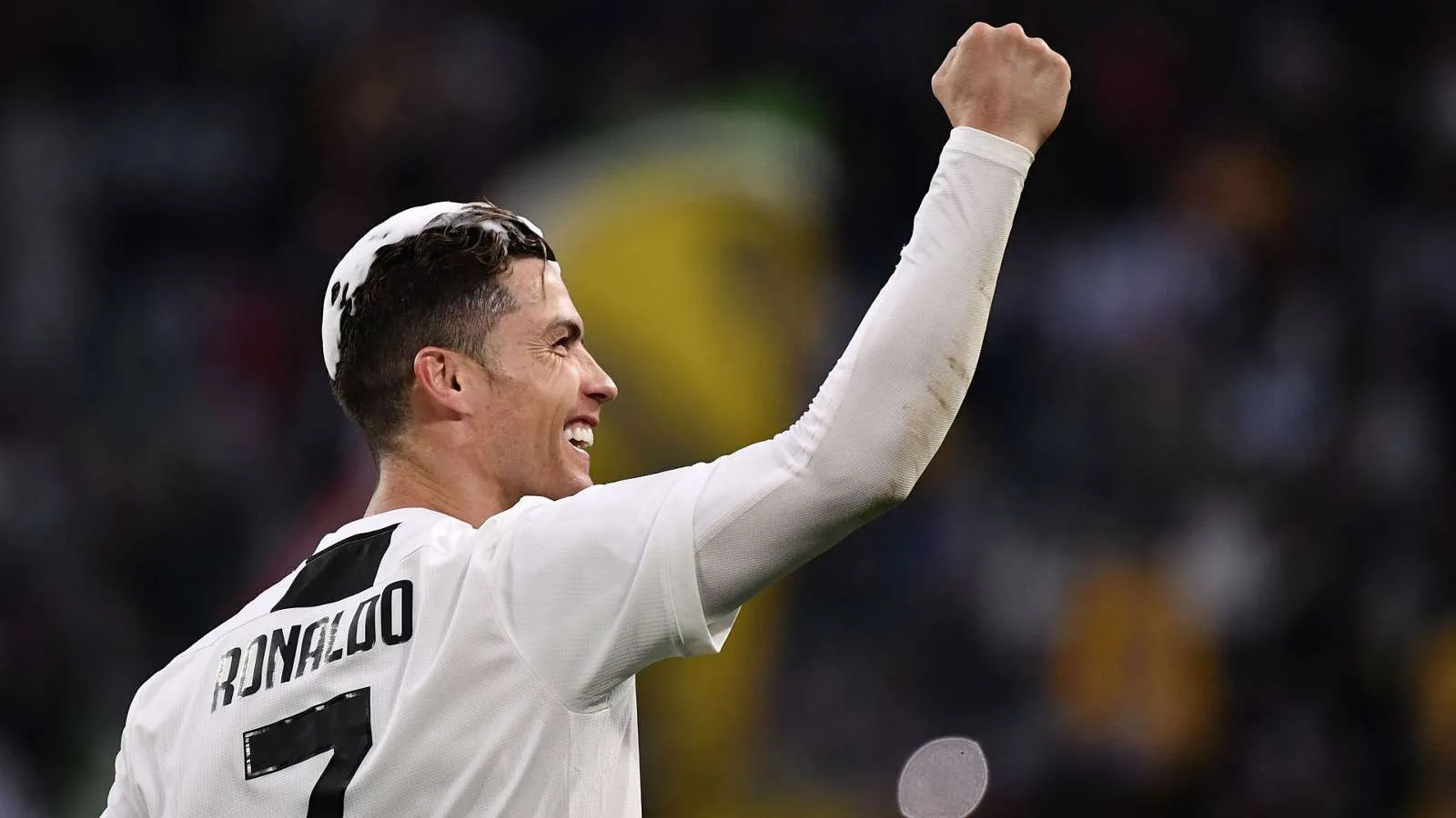 Ronaldo nói về tương lai ở Juventus