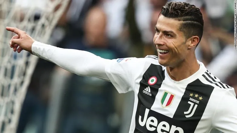 Ronaldo đầu quân cho Juventus trong mùa hè năm rồi. 