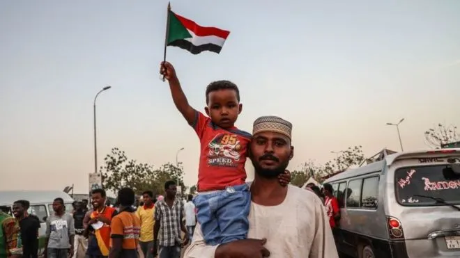 Các tướng lĩnh hàng đầu Sudan đề nghị từ chức trong bối cảnh biểu tình leo thang