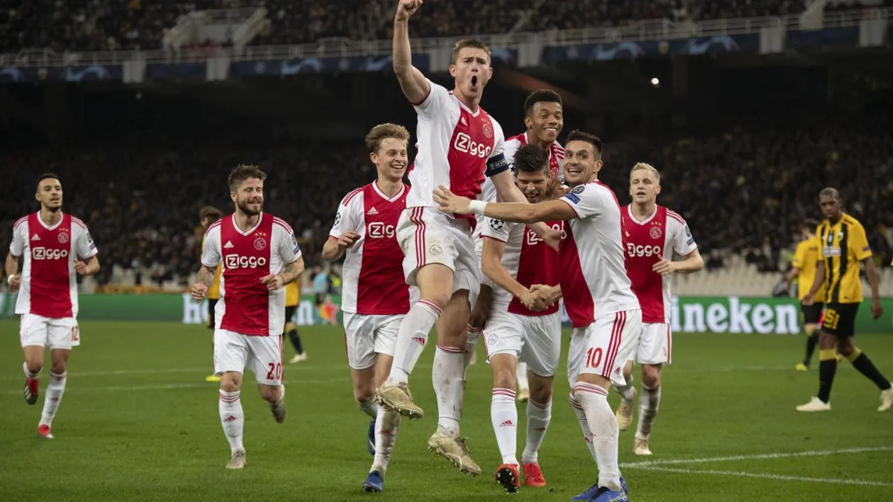 Ajax trẻ trung sẽ vượt qua Tottenham ngay trên sân khách?