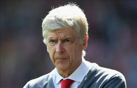 HLV Wenger tin Arsenal sẽ vào Top 4 NHA mùa này