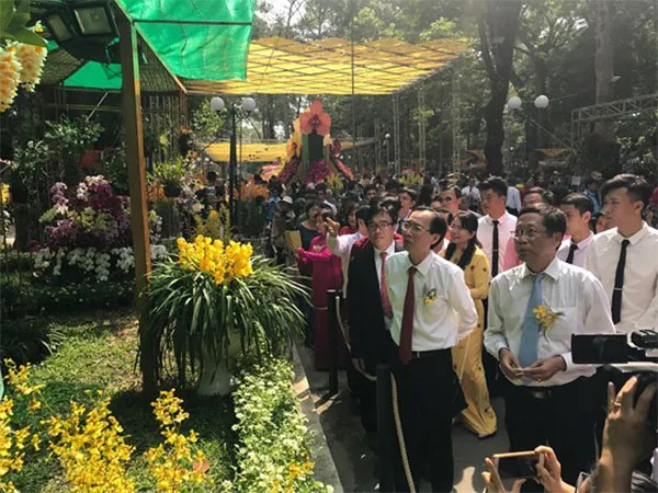 Festival hoa lan TPHCM năm 2019 với chủ đề “Sắc màu nhiệt đới” đã khai mạc tại Công viên Tao Đàn (quận 1). Đến tham dự lễ khai mạc có đồng chí Lê Thanh Liêm, Phó Chủ tịch Thường trực UBND TPHCM.