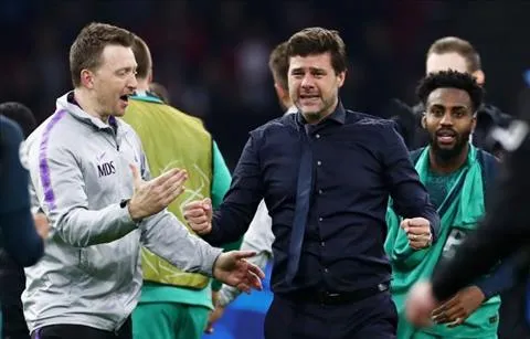 HLV Pochettino nói về chiến thắng trước Ajax