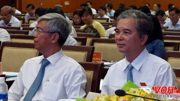 ông Võ Văn Hoan và ông Ngô Minh Châu đã được các đại biểu HĐND Thành phố bầu làm Phó chủ tịch Ủy ban nhân dân TPHCM nhiệm kỳ 2016-2021. 