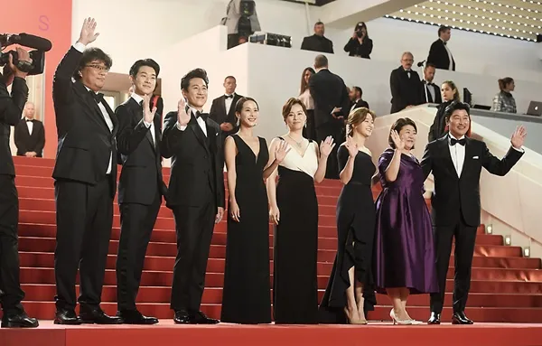 Đoàn phim Ký Sinh Trùng tại LHP Cannes 2019
