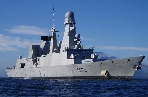 Tàu Hài quân Pháp thăm hữu nghị TPHCM