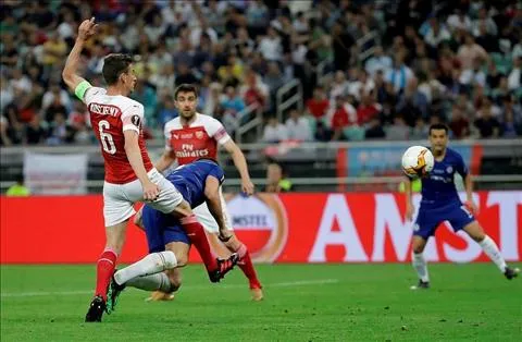 Chelsea đánh bại Arsenal 4-1