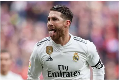 Ramos không rời Real ở Hè 2019