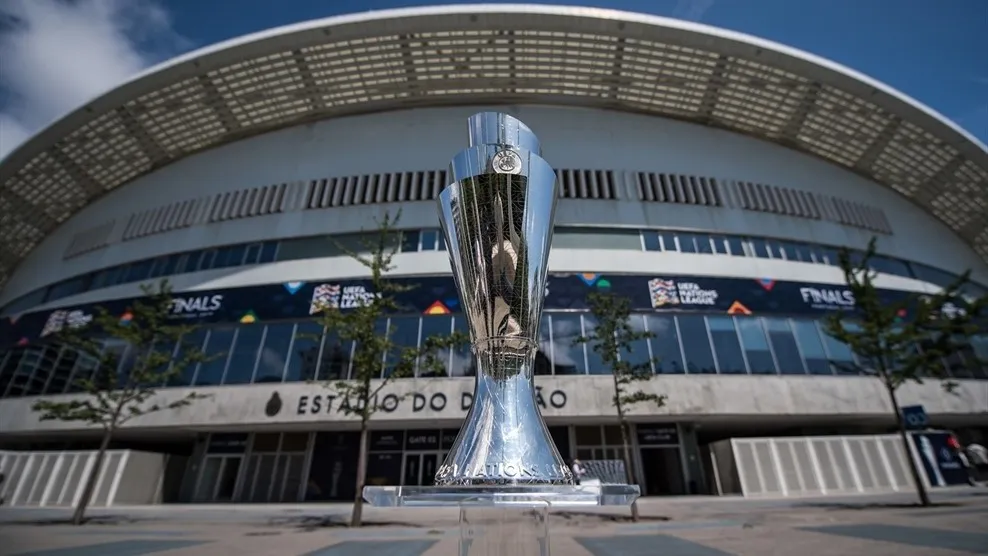 Chiếc Cup vô địch UEFA Nations League 2019.