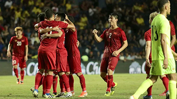 Tuyển Việt Nam nhận thưởng nóng sau King’s Cup 2019