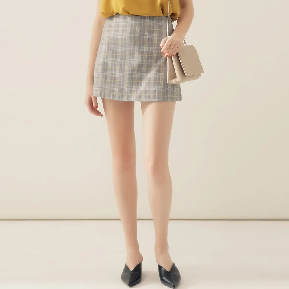 Bật mí 10 kiểu phối chân váy caro đơn giản nhưng cực kỳ thời trang