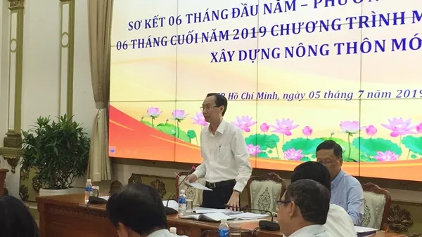 Ông Lê Thanh Liêm, Phó Chủ tịch Thường trực UBND TP yêu cầu các địa phương và Sở ngành cần đẩy nhanh tiến độ xây dựng nông thôn mới tại các địa phương