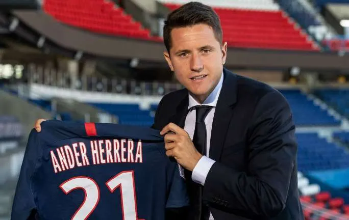 Ander Herrera rời M.U tới PSG trong mùa hè này